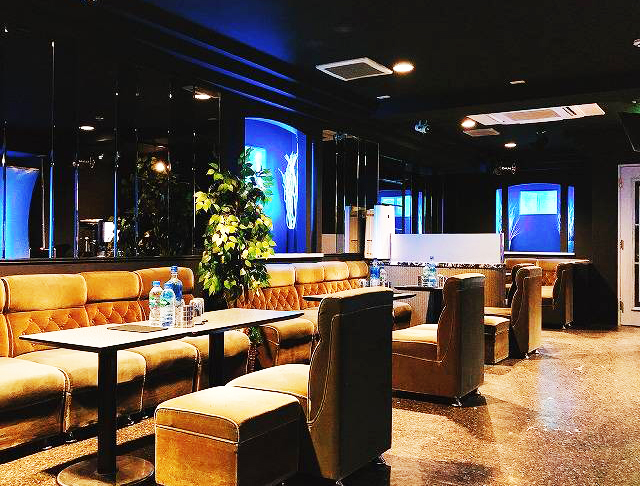 CLUB バーディー(西船橋キャバクラ)のバイト求人・体験入店情報Photo1