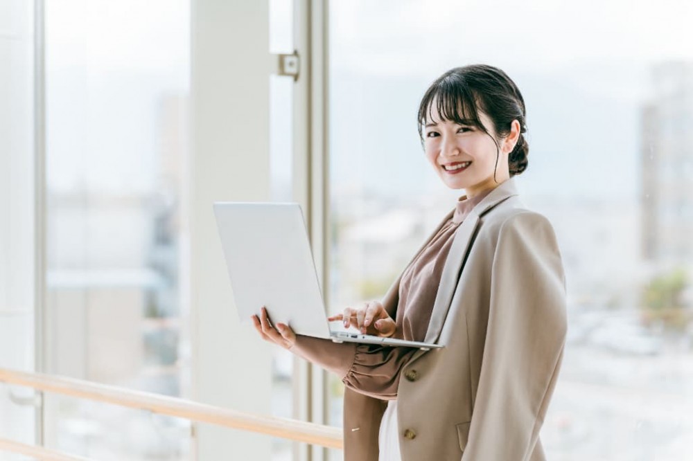 ラウンジでの副業を会社に知られないためのポイント