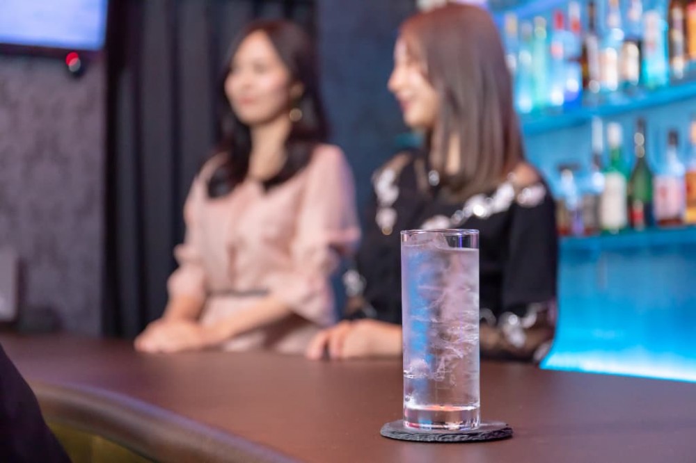 ガールズバーにお酒を飲まないお客さんが来る理由
