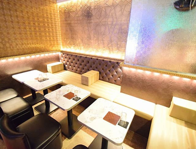 Club Anubis アヌビス 公式男性求人情報 関内 の求人 キャバクラボーイ求人 バイトなら ジョブショコラ