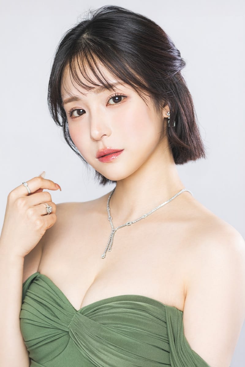 黒川 すみれ BARCELONA Leicester（バルセロナ　レスター） 画像1