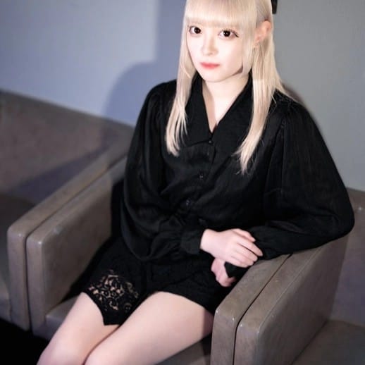 かれん 【本厚木】【昼・夜】Cafe＆Bar Alice（アリス） 画像1