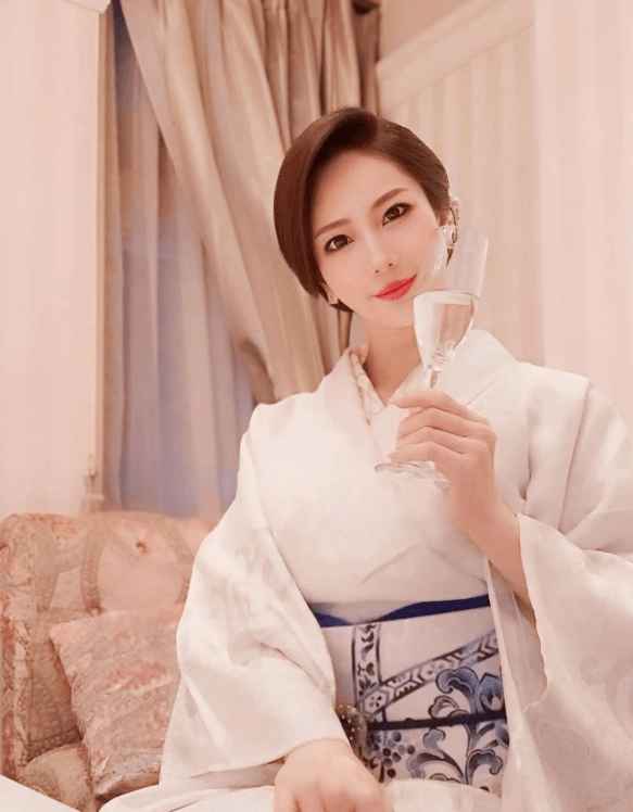 あやの club TERRA（テラ） 画像1