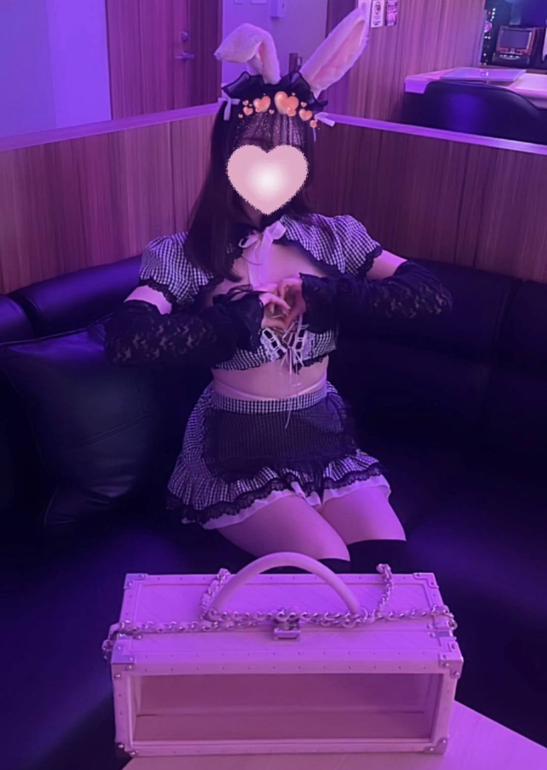 制服① bunny's okinawa（バニーズ オキナワ） 画像1