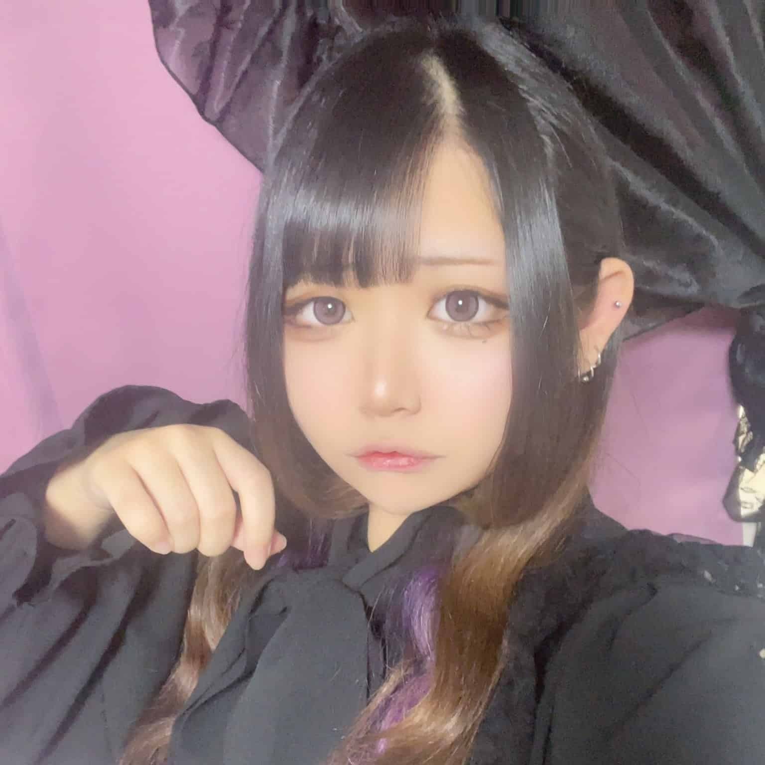 あお 【昼・夜】コンセプトカフェ Bee（ビー） 画像1