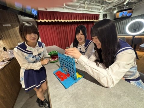 可愛い衣装でアイドルを目指そう！