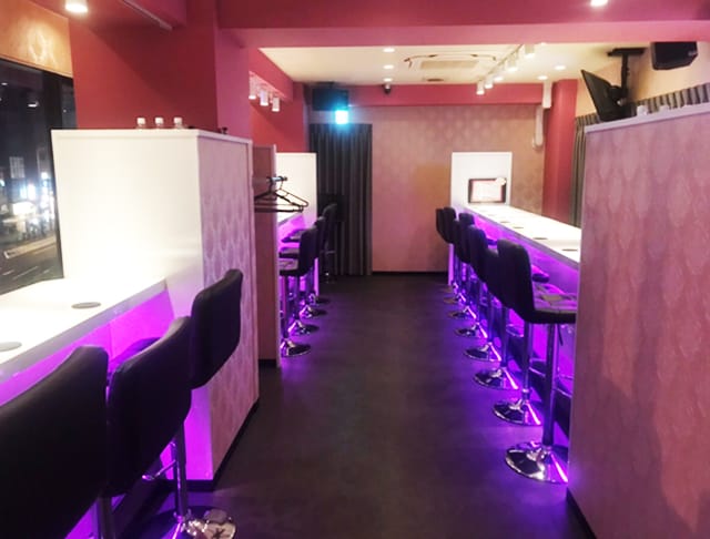 Girls Bar Fluer フルール 新宿 ガールズバー 公式求人 ガールズバーバイトなら 体入ショコラ