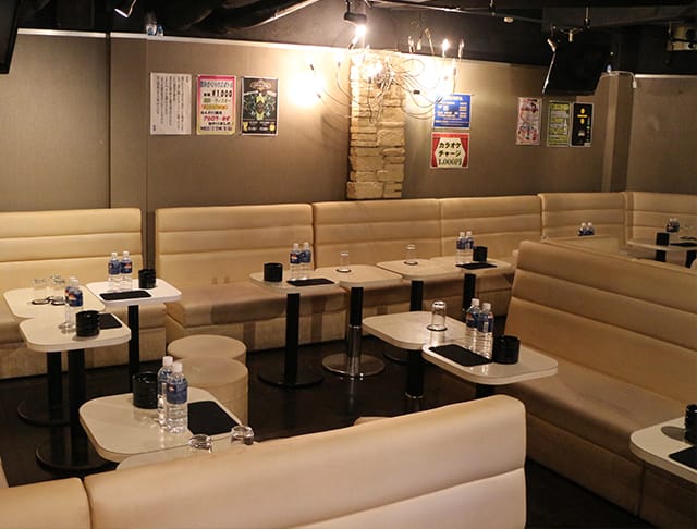 Campus Cafe Now キャンパスカフェナウ 公式求人 体入情報 成増 キャバクラ 公式求人 キャバクラ求人なら 体入ショコラ