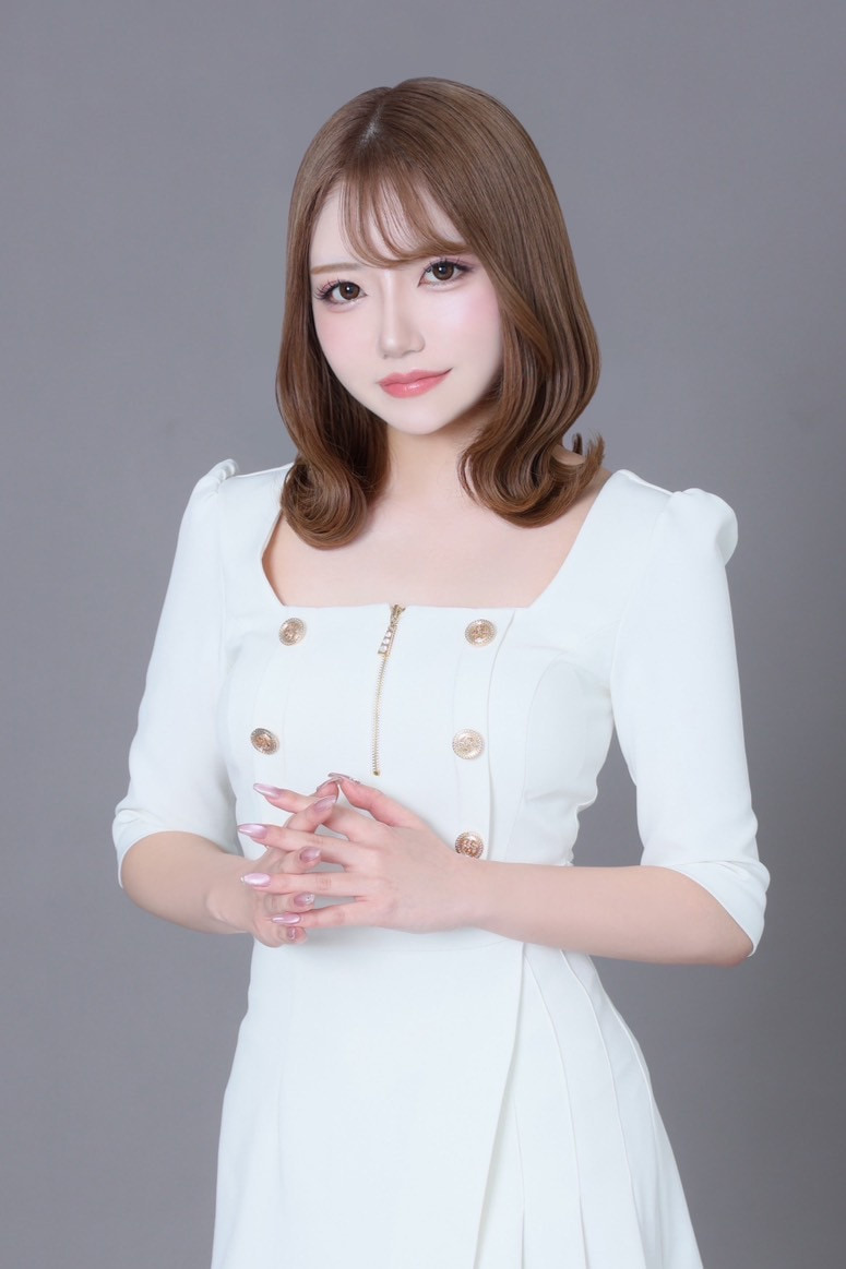 まなさん【盛岡の高級キャバクラ『CLUB AQUA(アクア)』】