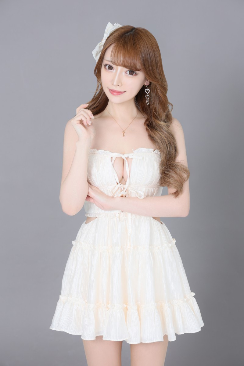 愛沢ココナさん【盛岡の高級キャバクラ『CLUB AQUA(アクア)』】