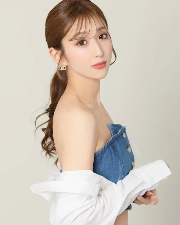 えみさん【盛岡の高級キャバクラ『CLUB LOGIC(ロジック)』】