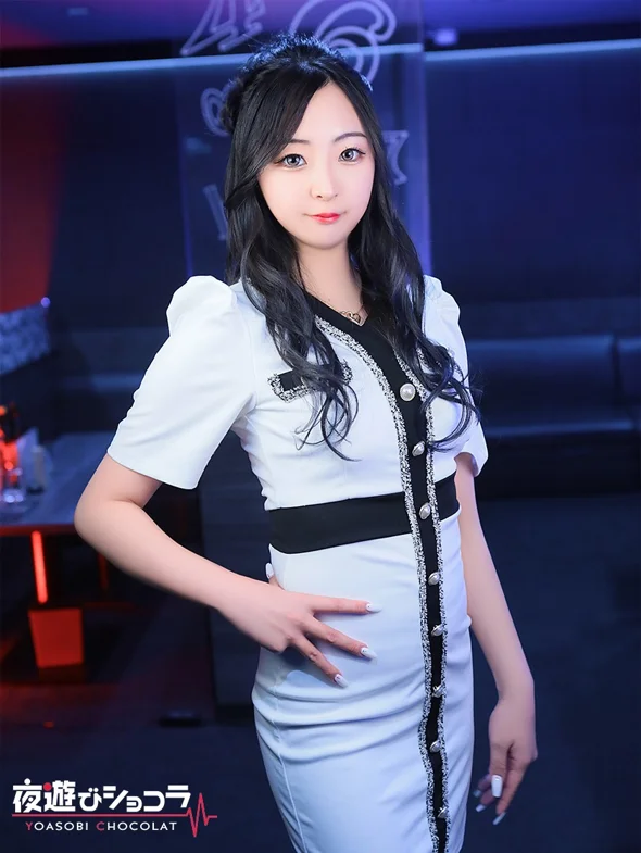 るなさん【都町の高級キャバクラ『CLUB DOUBLE（ダブル）』】