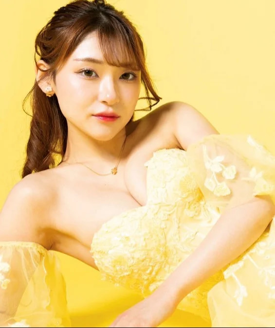 しきさん【長崎の高級キャバクラ『ラウンジ サザンクロスⅡ』】