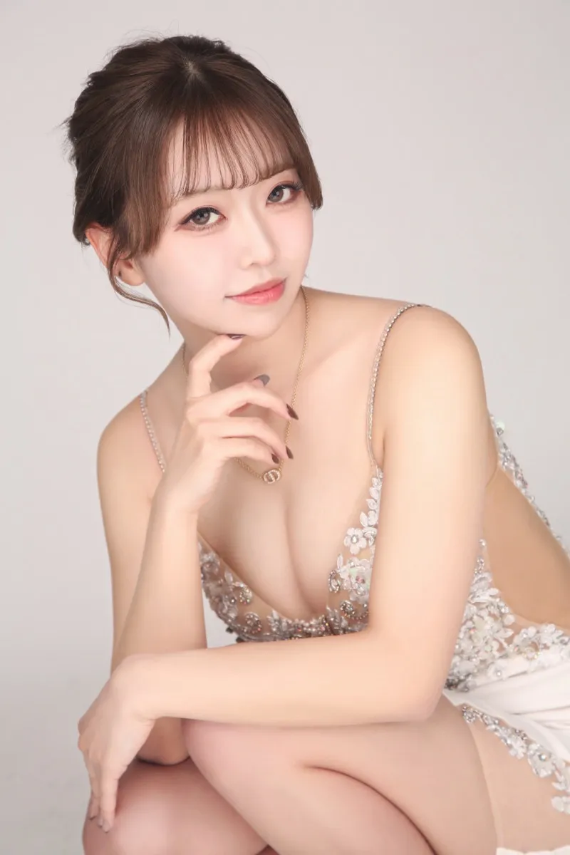 みずきさん【松本の高級キャバクラ『Club 撫子（ナデシコ）』】