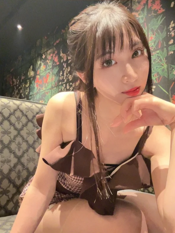 彩 珠莉さん【金山の高級キャバクラ『楽GAKU 金山本店（ガク）』】