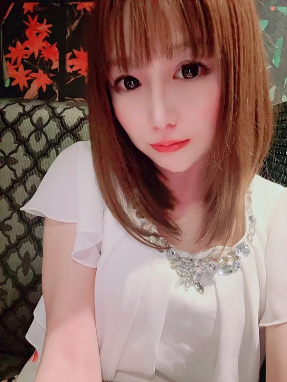 明日海 ほたるさん【金山の高級キャバクラ『楽GAKU 金山本店（ガク）』】