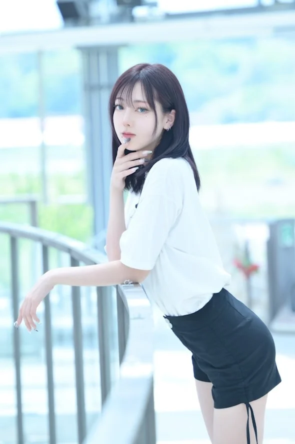 アヤさん【山形の高級キャバクラ『CLUB LEGEND(クラブレジェンド)』】