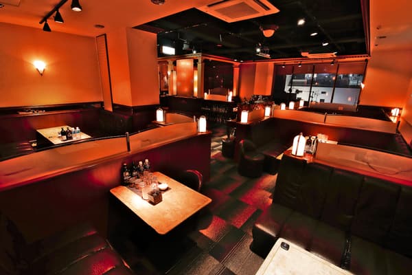 天文館の高級キャバクラ『Club おかえりなさい』