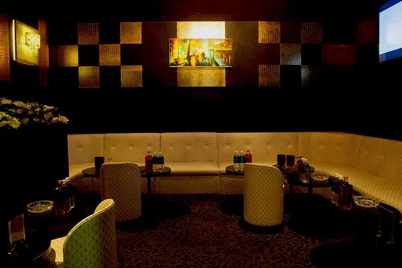 町田の高級キャバクラ『club LuxG TOKYO（ラグジートウキョウ）』