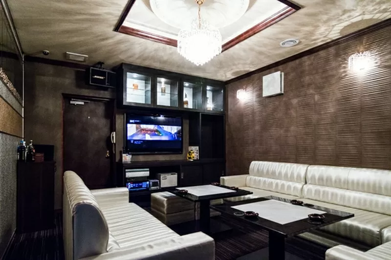 岡山・中央町の高級キャバクラ『Club 星華（セイカ）』