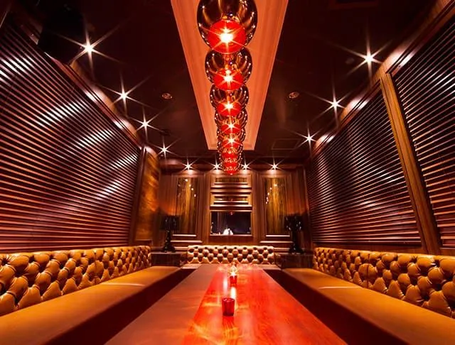 宮崎の高級キャバクラ『CLUB DON JUAN（ドンファン）』（画像1）