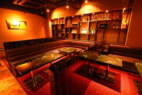 宮崎の高級キャバクラ『CLUB ゆめさくら』（画像1）