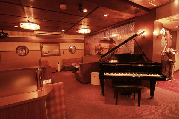 宮崎の高級キャバクラ『CLUB 万葉（マンヨウ）』（画像2）