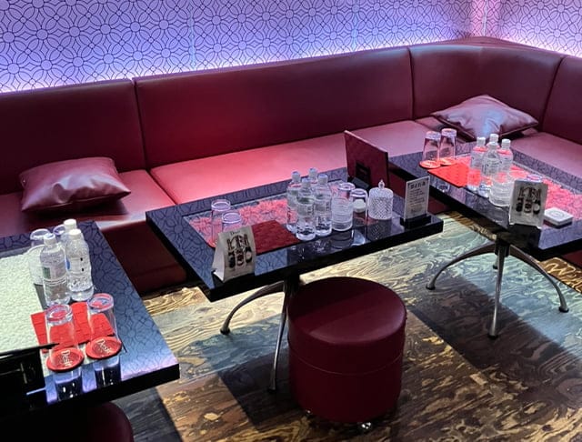 流川の高級キャバクラ『club Desir（デジール）』（画像1）