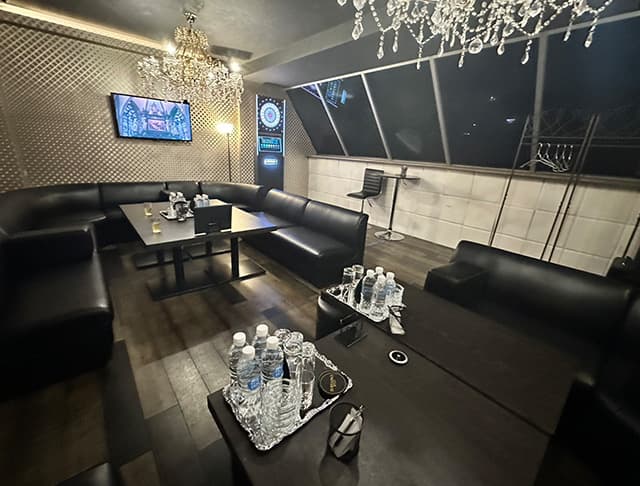 流川の高級キャバクラ『CLUB UNIVERSE（ユニバース）』（画像1）