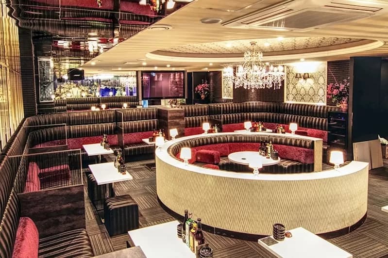 岡山・中央町の高級キャバクラ『CREOLE（クレオール）』