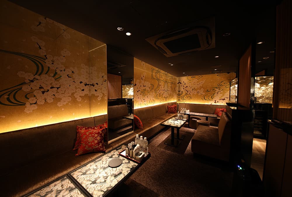 四日市の高級キャバクラ『夢露地 四日市（ユメロジ）』（画像1）