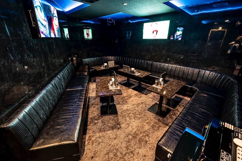 四日市の高級キャバクラ『CLUB RICH（リッチ）』（画像1）