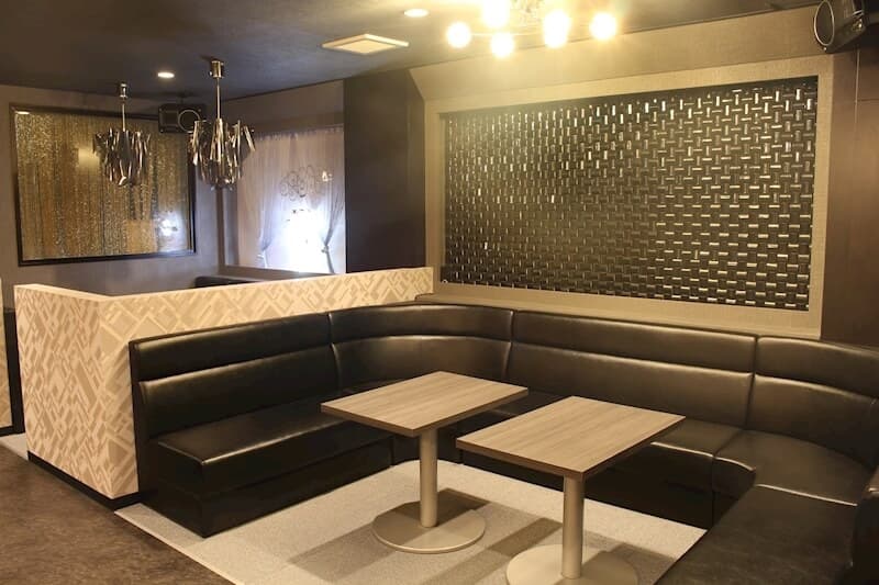 四日市の高級キャバクラ『Club MINERVA（ミネルヴァ）』（画像2）