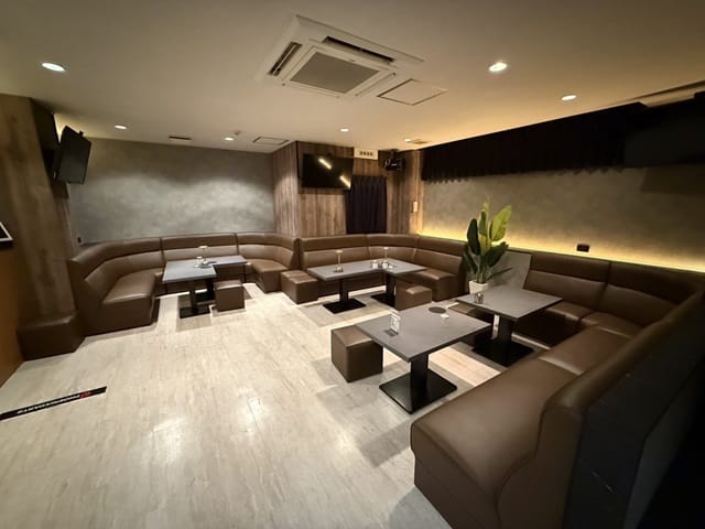 沖縄・松山の高級キャバクラ『Lounge Ciel（シエル）』（画像1）