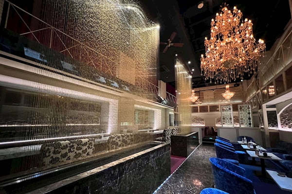 盛岡の高級キャバクラ『CLUB AQUA（アクア）』（画像1）