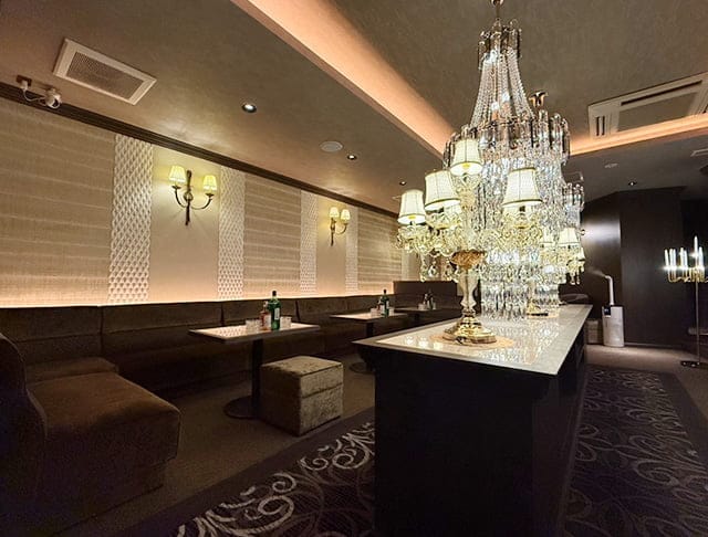 盛岡の高級キャバクラ『CLUB Madonna（マドンナ）』（画像1）