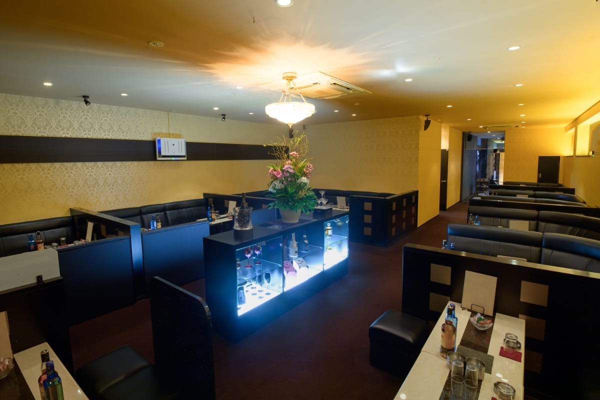 盛岡の高級キャバクラ『夢RIKYU（ユメリキュウ）』（画像2）