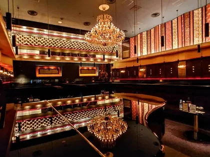 長崎の高級キャバクラ『club Baron（バロン）』（画像1）