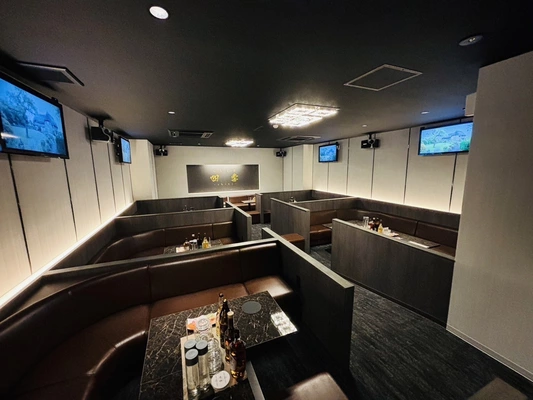 長崎の高級キャバクラ『CLUB 四季（シキ）』（画像1）