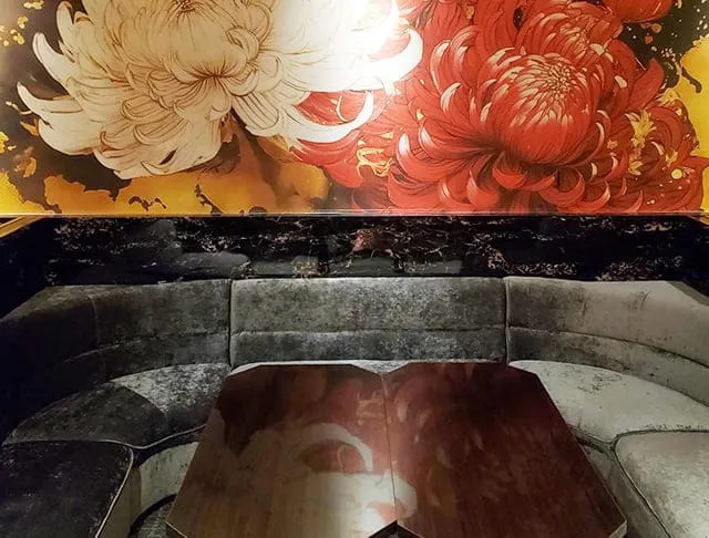 松本の高級キャバクラ『CLUB FOUR LEAF（フォーリーフ）』（画像2）