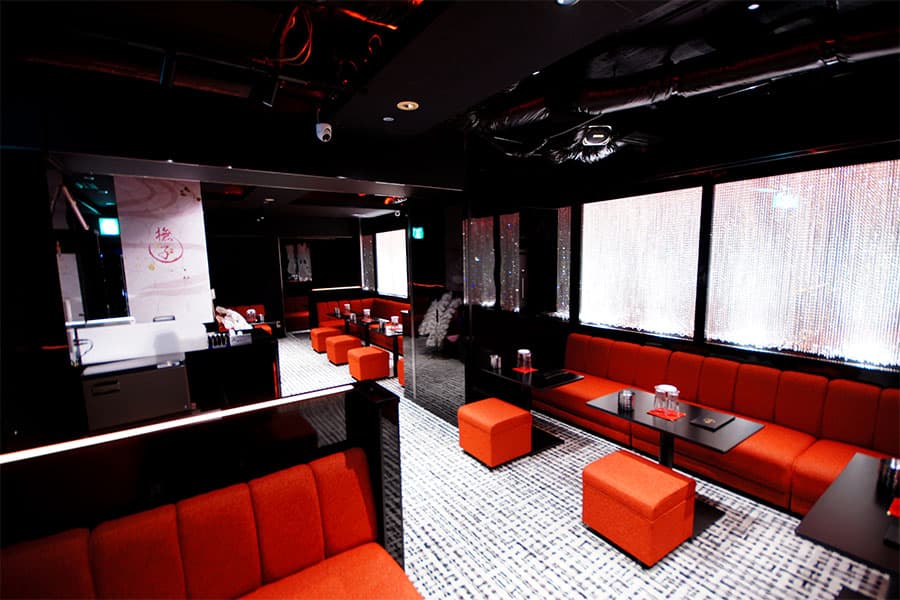 松本の高級キャバクラ『Club 撫子（ナデシコ）』（画像1）