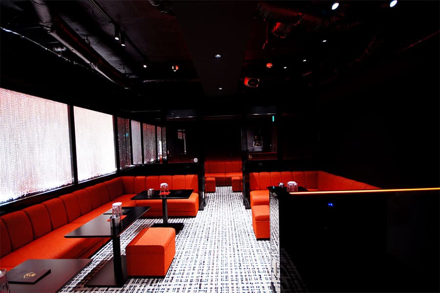 松本の高級キャバクラ『Club 撫子（ナデシコ）』（画像2）