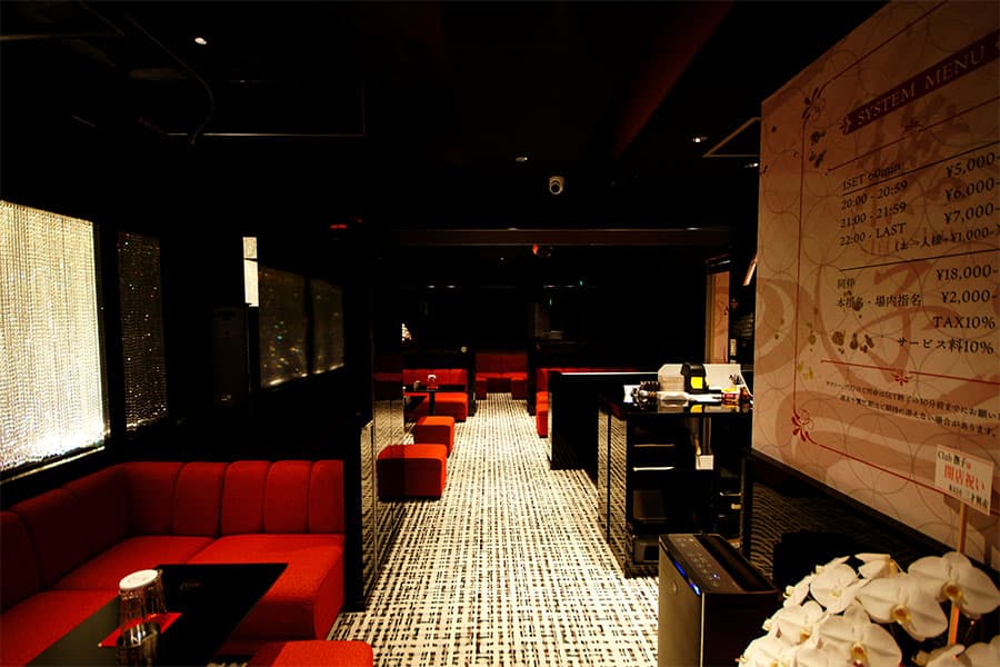 松本の高級キャバクラ『Club 撫子（ナデシコ）』（画像3）
