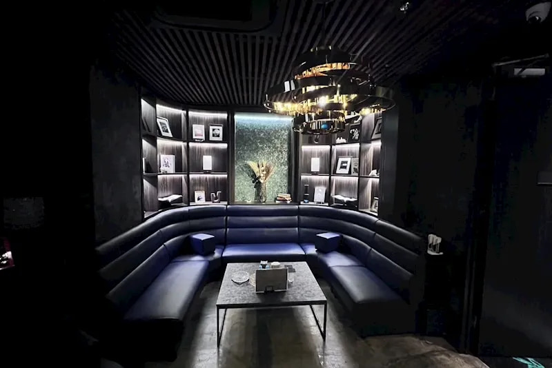 千葉の高級キャバクラ『Club Generation CHIBA（ジェネレーション）』