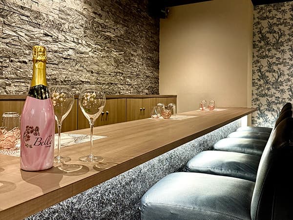 岡山・中央町の高級キャバクラ『Lounge Belle（ラウンジベルエ）』（画像3）