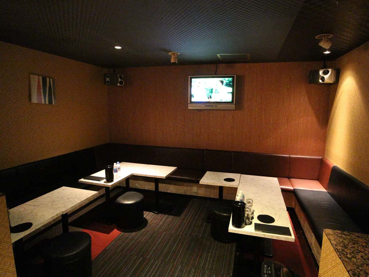 奈良の高級キャバクラ『Lounge 粋 （スイ）』