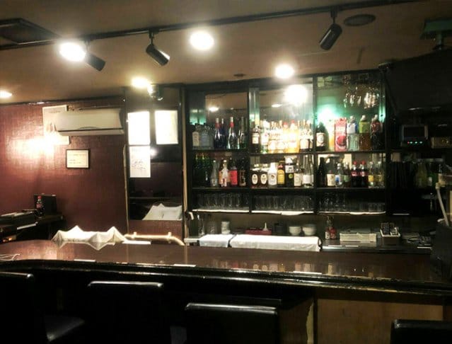 Girls Bar LOVE<ラブ> 池袋 ガールズバー SHOP GALLERY 2