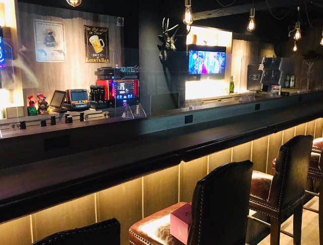 AMUSEMENT BAR WEST<ウエスト> 新宿 ガールズバー SHOP GALLERY 2